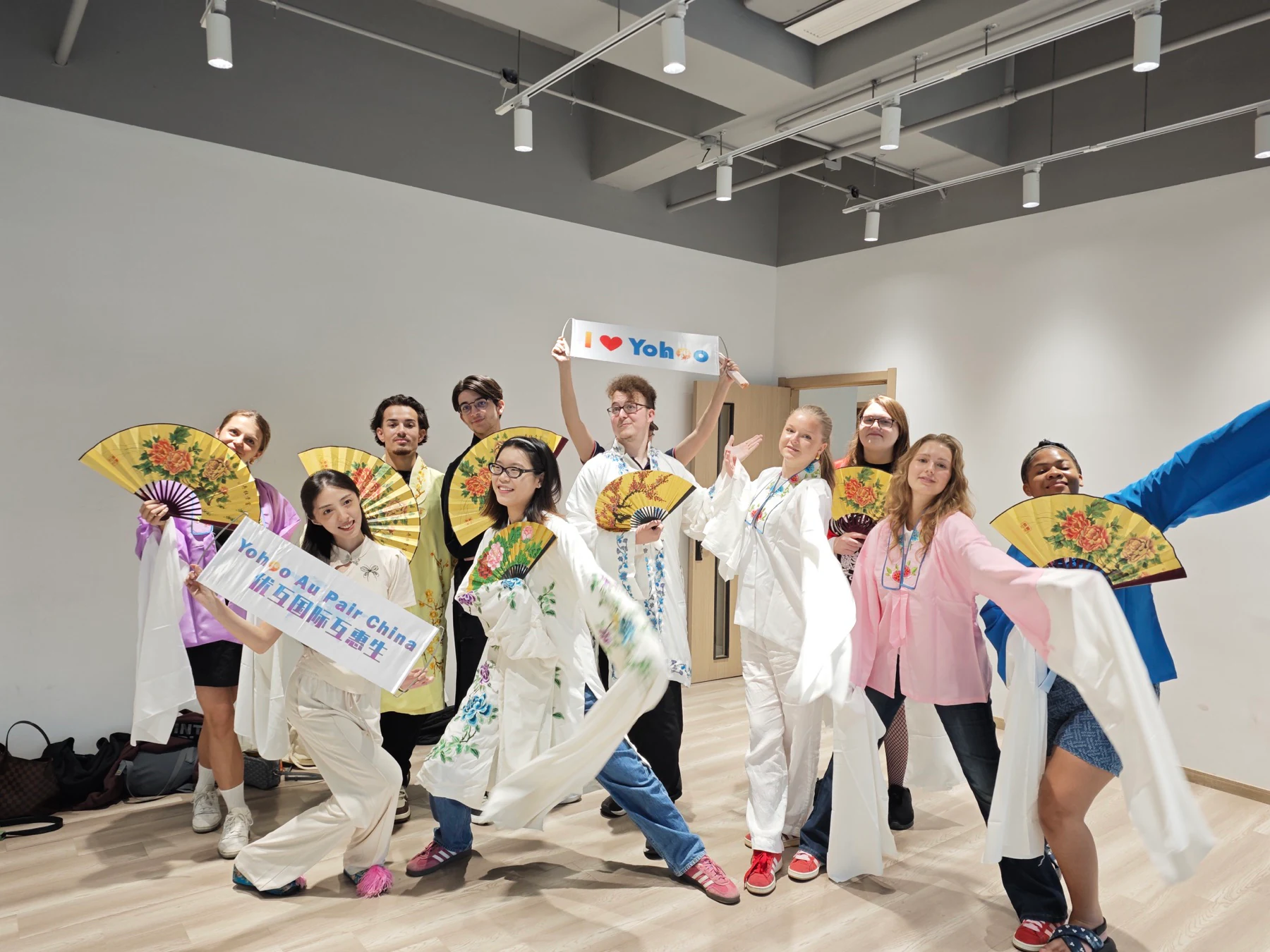 Yohoo au pairs taking part in a Kunqu opera cultural activity in Shanghai